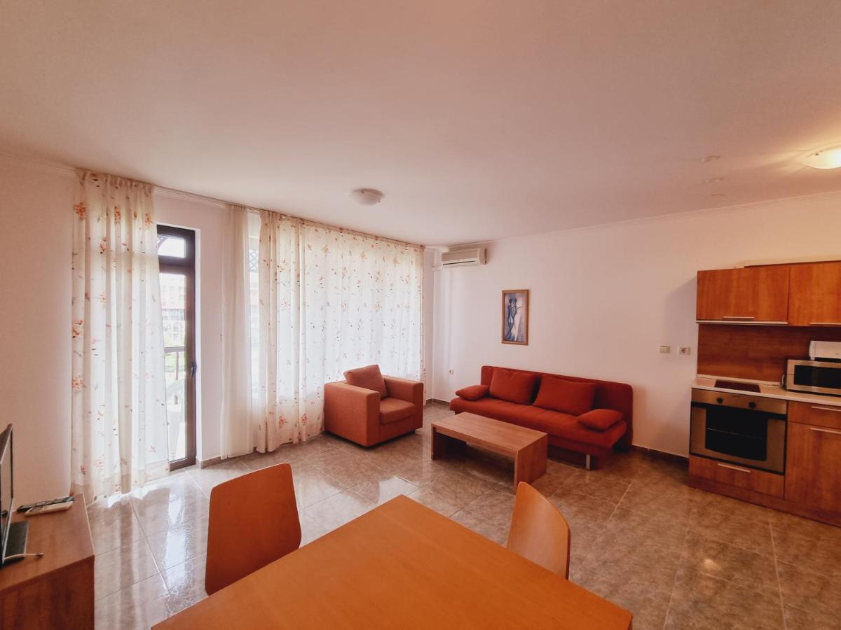 Modern 1Bd At Watermill Apartment Complex Sveti Vlas Bagian luar foto