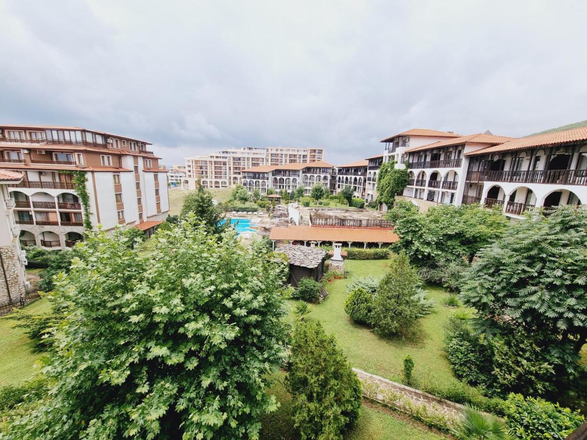 Modern 1Bd At Watermill Apartment Complex Sveti Vlas Bagian luar foto