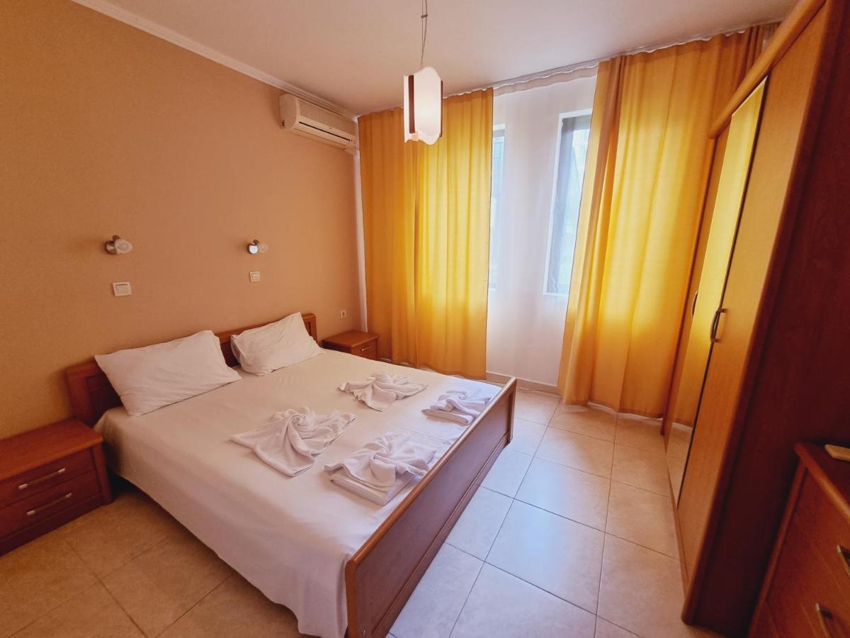 Modern 1Bd At Watermill Apartment Complex Sveti Vlas Bagian luar foto