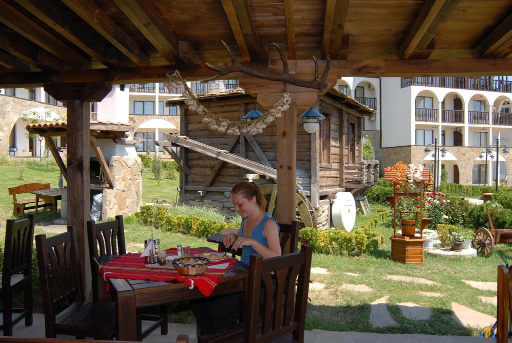 Modern 1Bd At Watermill Apartment Complex Sveti Vlas Bagian luar foto