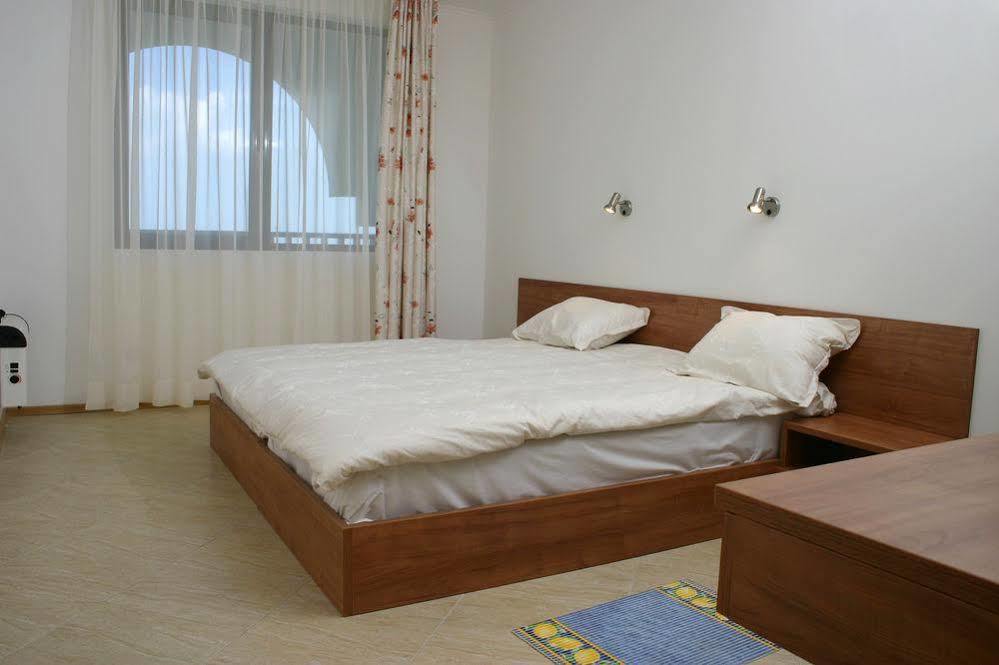 Modern 1Bd At Watermill Apartment Complex Sveti Vlas Bagian luar foto